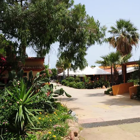 Holiday park Villaggio Torre Salinas 3*