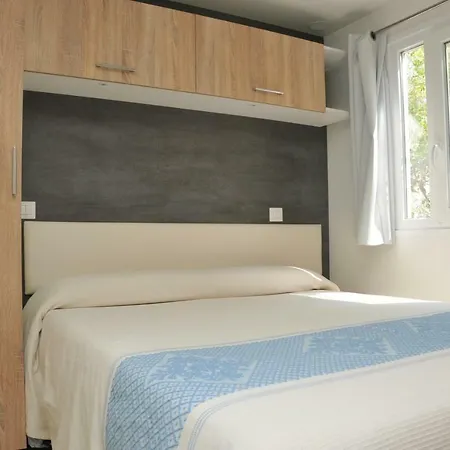 Holiday park Villaggio Torre Salinas 3*