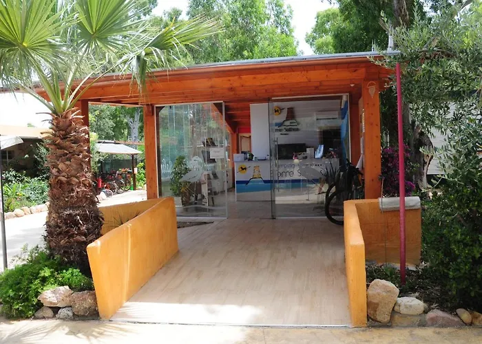 维拉基奥露营托雷萨利纳斯度假村 假日公园 3*