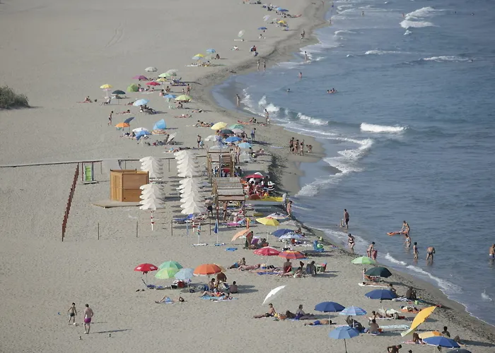 假日公园 维拉基奥露营托雷萨利纳斯度假村 3*